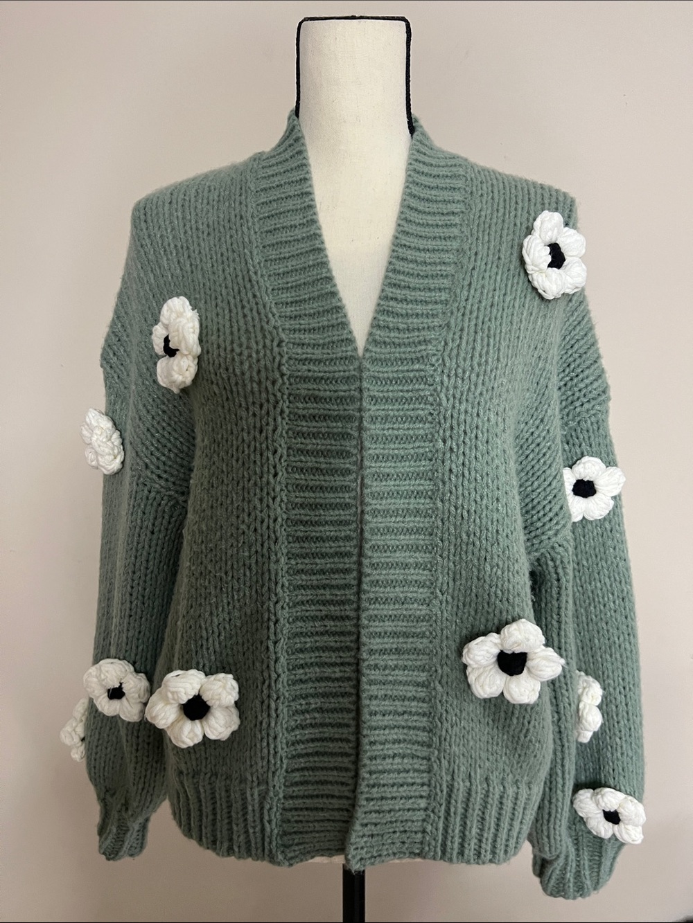 🥝🥗🌳🍵Maeve Sage Green Crocheted Flower Cardigan - Picture 3 of 9